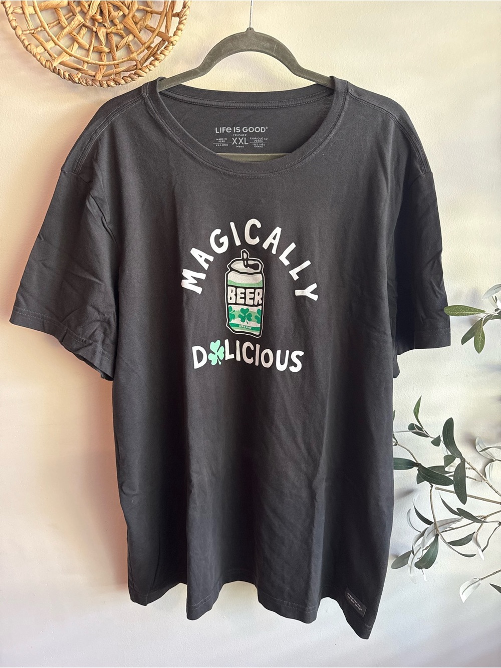 Life is Good Crusher Tshirt Magically Delicious XXL